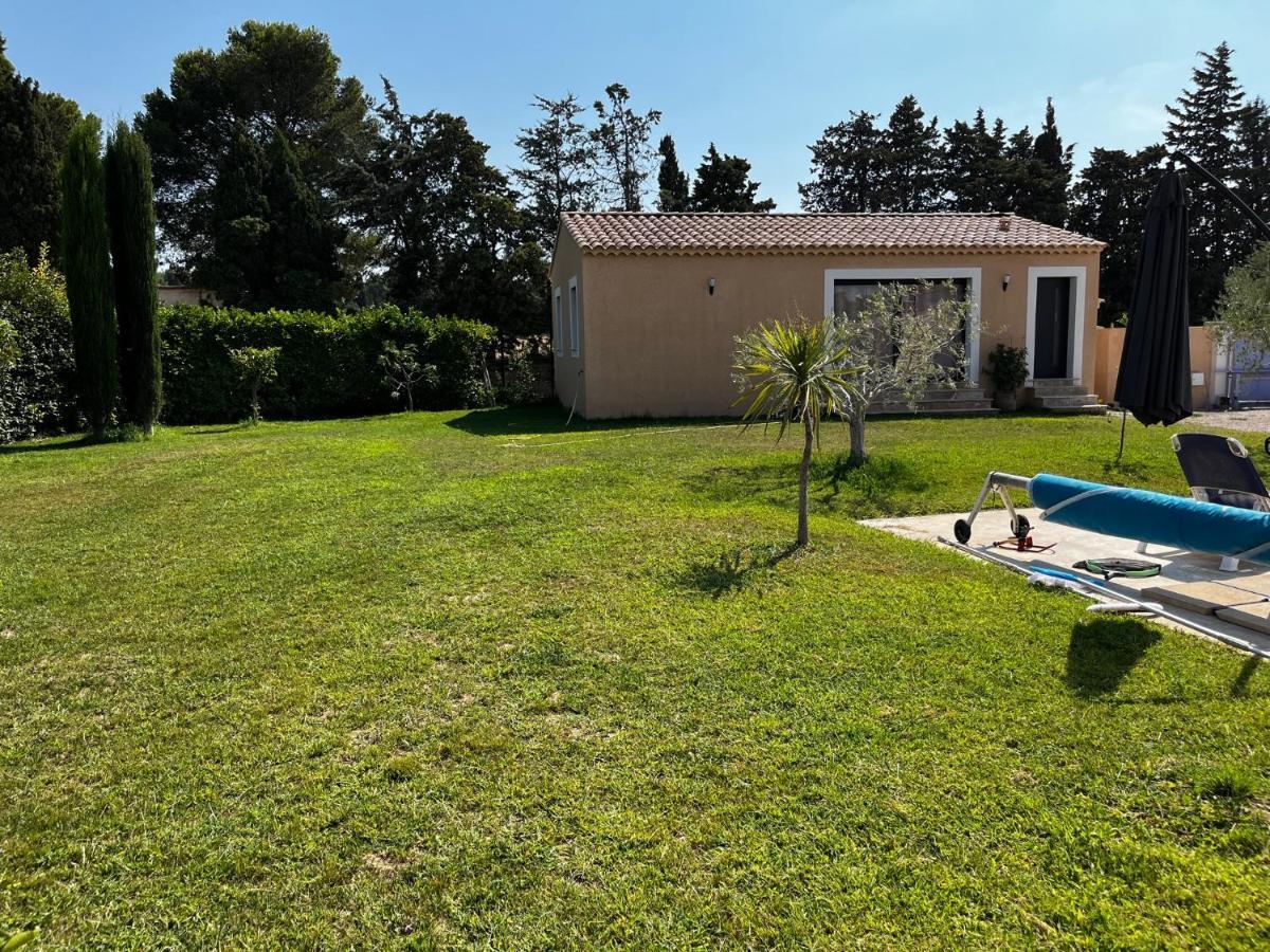 Magnifique Maisonnette Dependance Avec Piscine * Châteaurenard